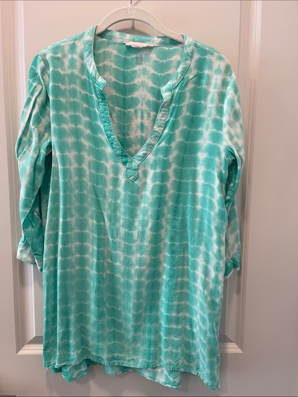 BD Collection Tie-Dye V-Neck Tunic Top - Seafoam Green